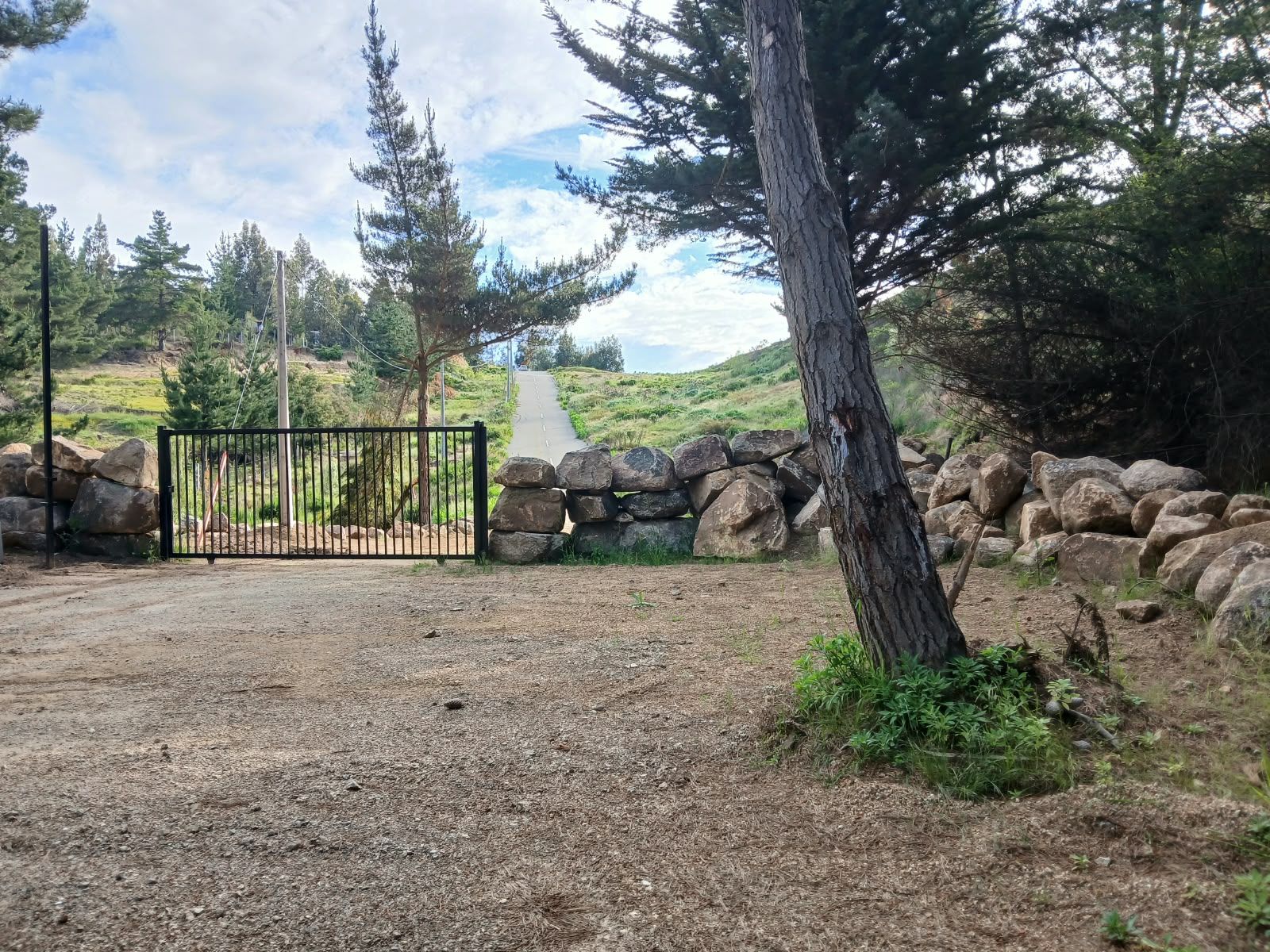 Acceso a Los Coligües